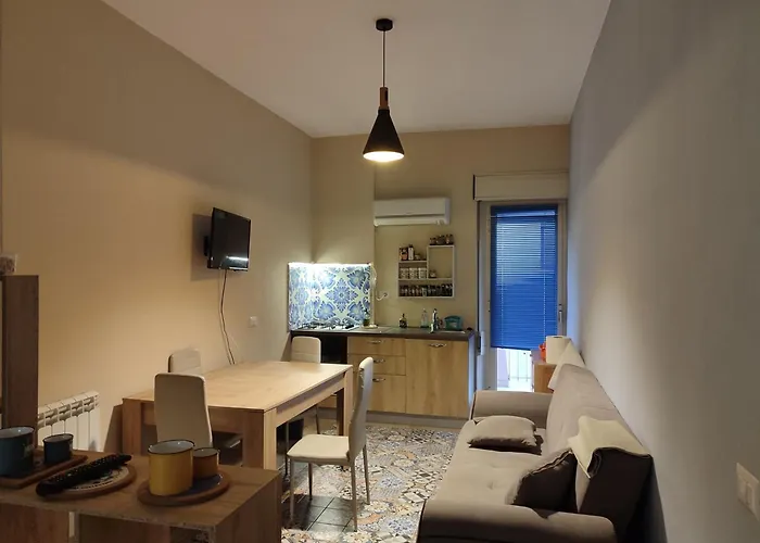 San Vito 9 Apartment *